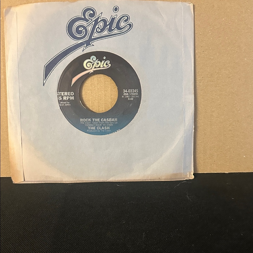 Colorful 7” Vinyl Record Collection - Picture 2 of 11